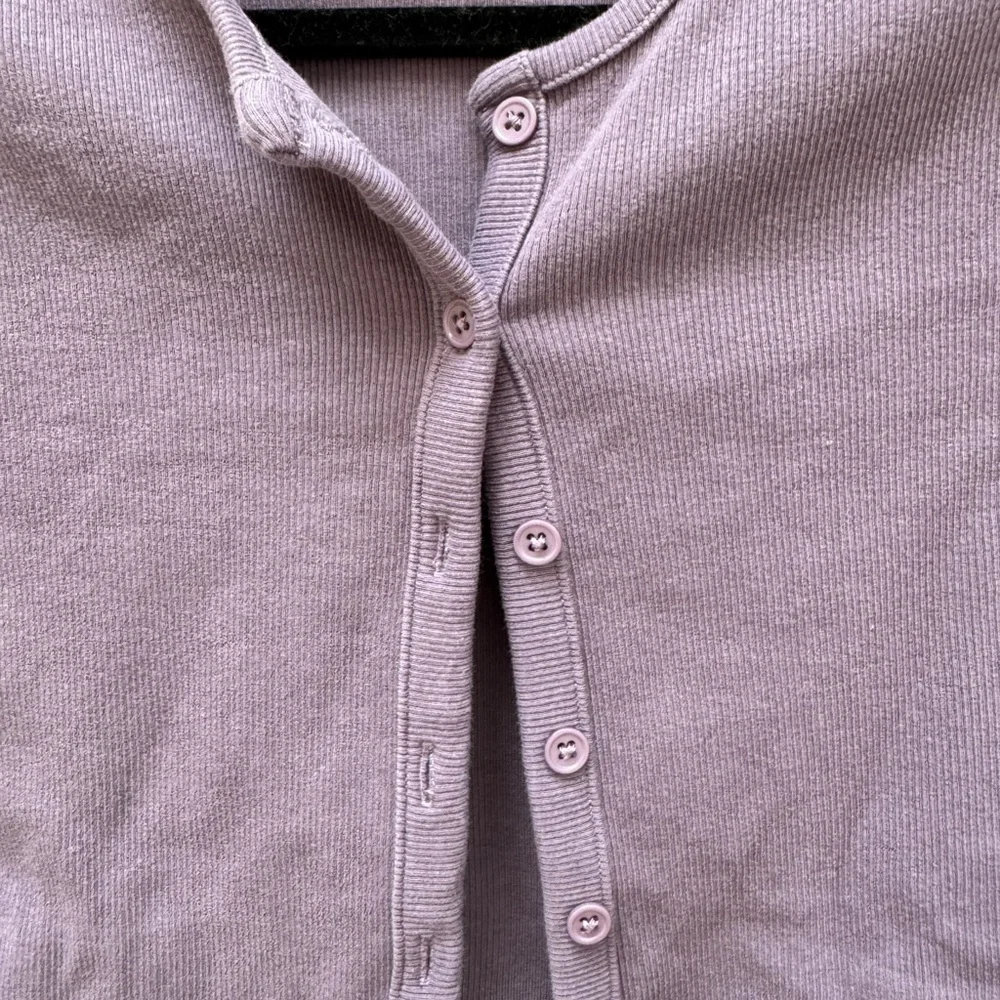 Zara Purple Button Down Crop Top - Picture 3 of 4